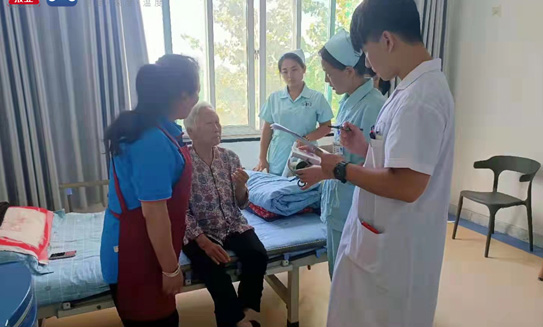 “医”“养”深度融合 宁智寓和把医院搬进了养老院