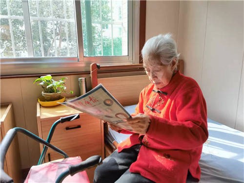 尊老敬老,淄博齐惠保—重疾保险免费送百岁老人